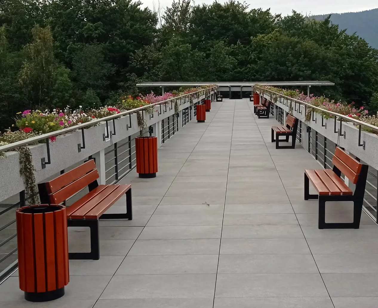 Ławka metalowa STADIO II