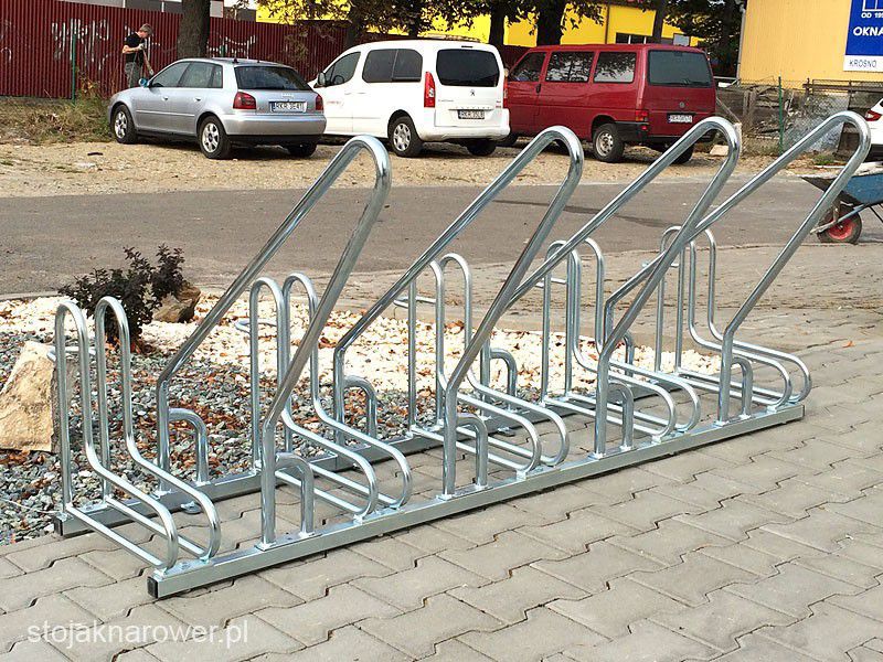 Stojak na rowery RAD-8 z barierką