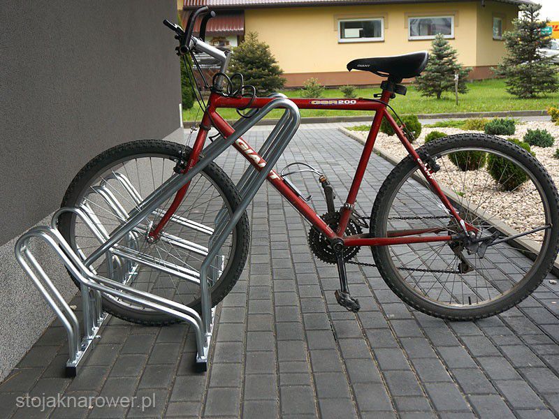 Stojak na rowery CROSS-11 z barierką
