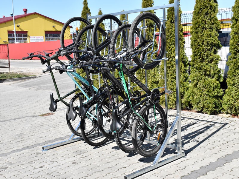 Wieszak LIFT PREMIUM-4 (4 stanowisk) z konstrukcją i uchwytami