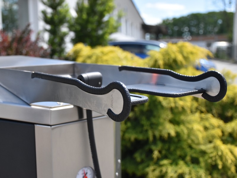 Stacja naprawcza "Oktagon" z pompką rowerową nożną i manometrem