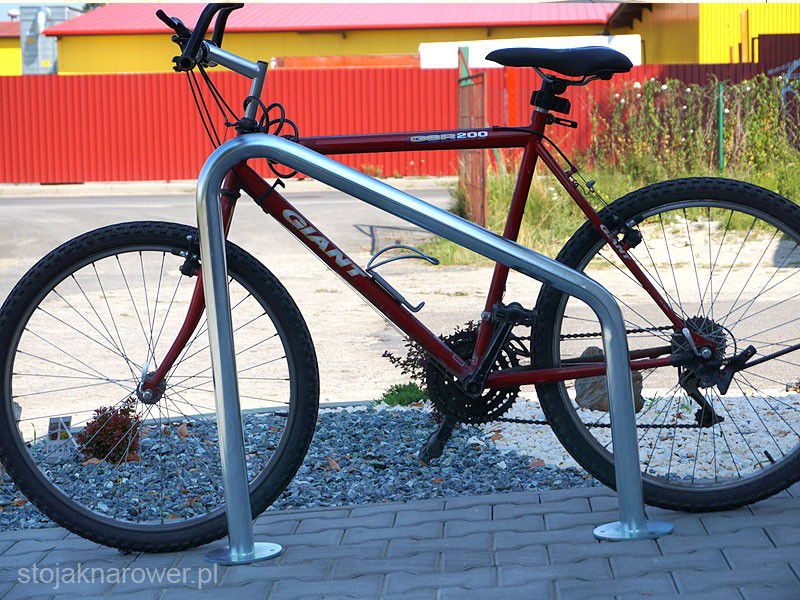 Stojak rowerowy U skośny RAL 9005 ( CZARNY) - outlet